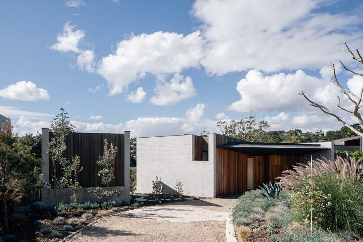 78_mt-eliza-house-mrtn-architects_low-res-01.jpg